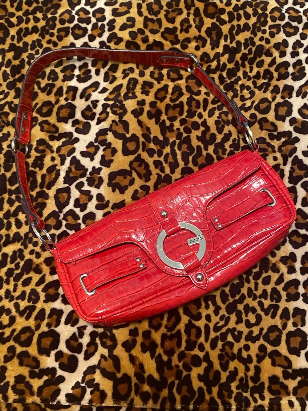 Vintage Guess Red Croc-Embossed Shoulder Bag